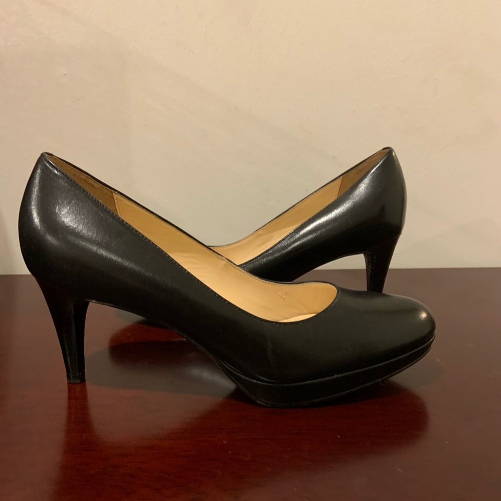 NWT Cole Haan NikeAir Sz 8B Leather Retail $299
